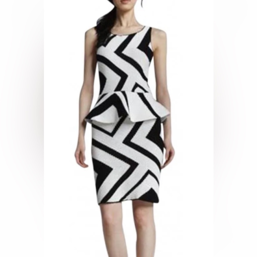 Alice + Olivia Black/White Monaco Crochet Peplum Dress Size Medium